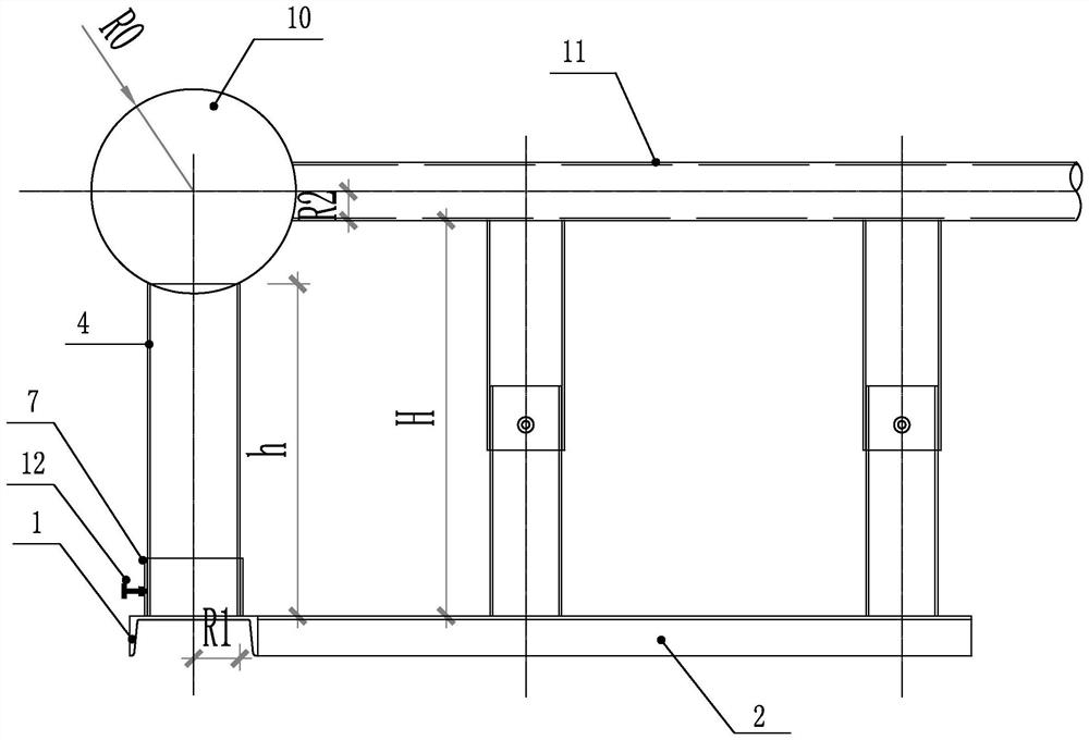 An adjustable assembly structure and assembly method of a welded ball net frame