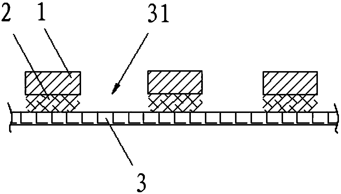 Production method of two-color gradient mesh air-guiding three-layer mesh cloth and mesh cloth