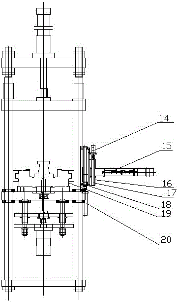 A high-pressure casting device for aluminum products and its casting method