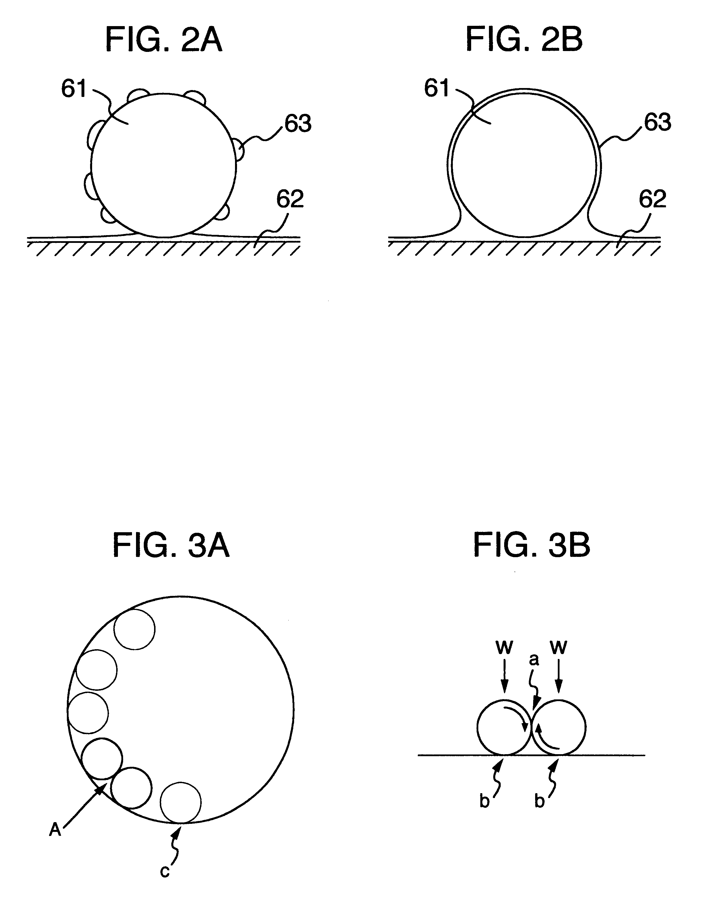 Disk drive with unbalance correcting mechanism
