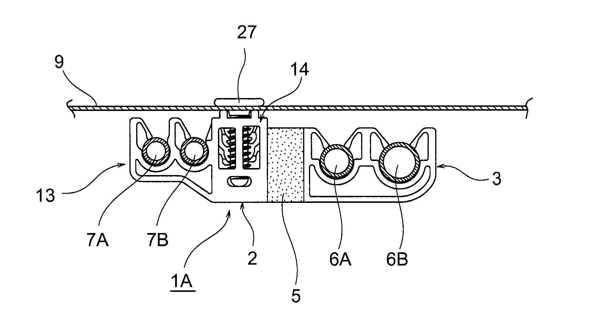 Vibration absorbing clamp for elongated objects and method of manufacturing the same
