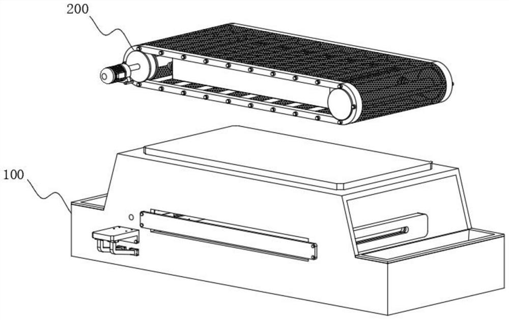 A blower-type rice processing conveyor located in the middle of the conveyor belt