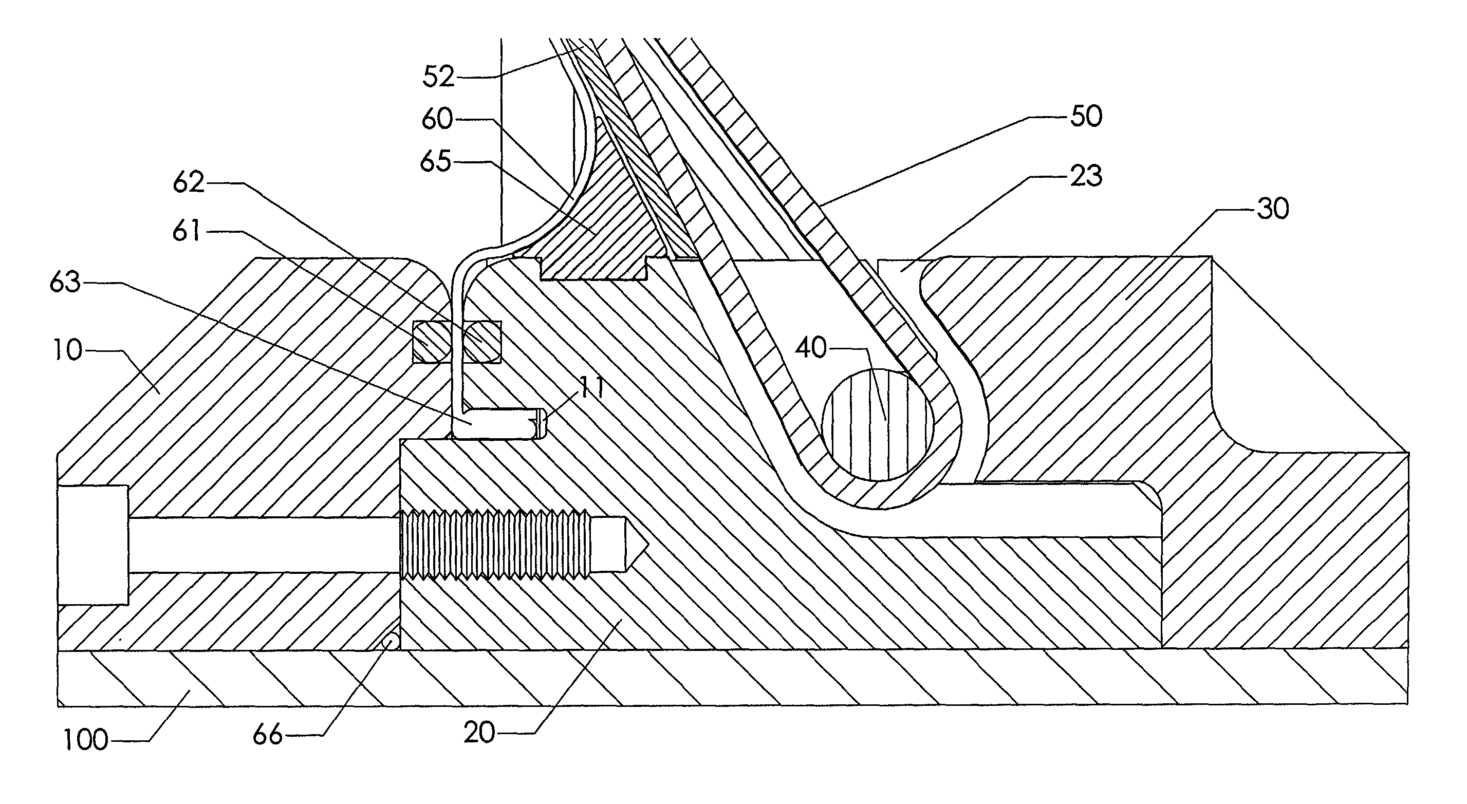 Apparatus for sealing and restraining the flexible pressure boundary of an inflatable spacecraft