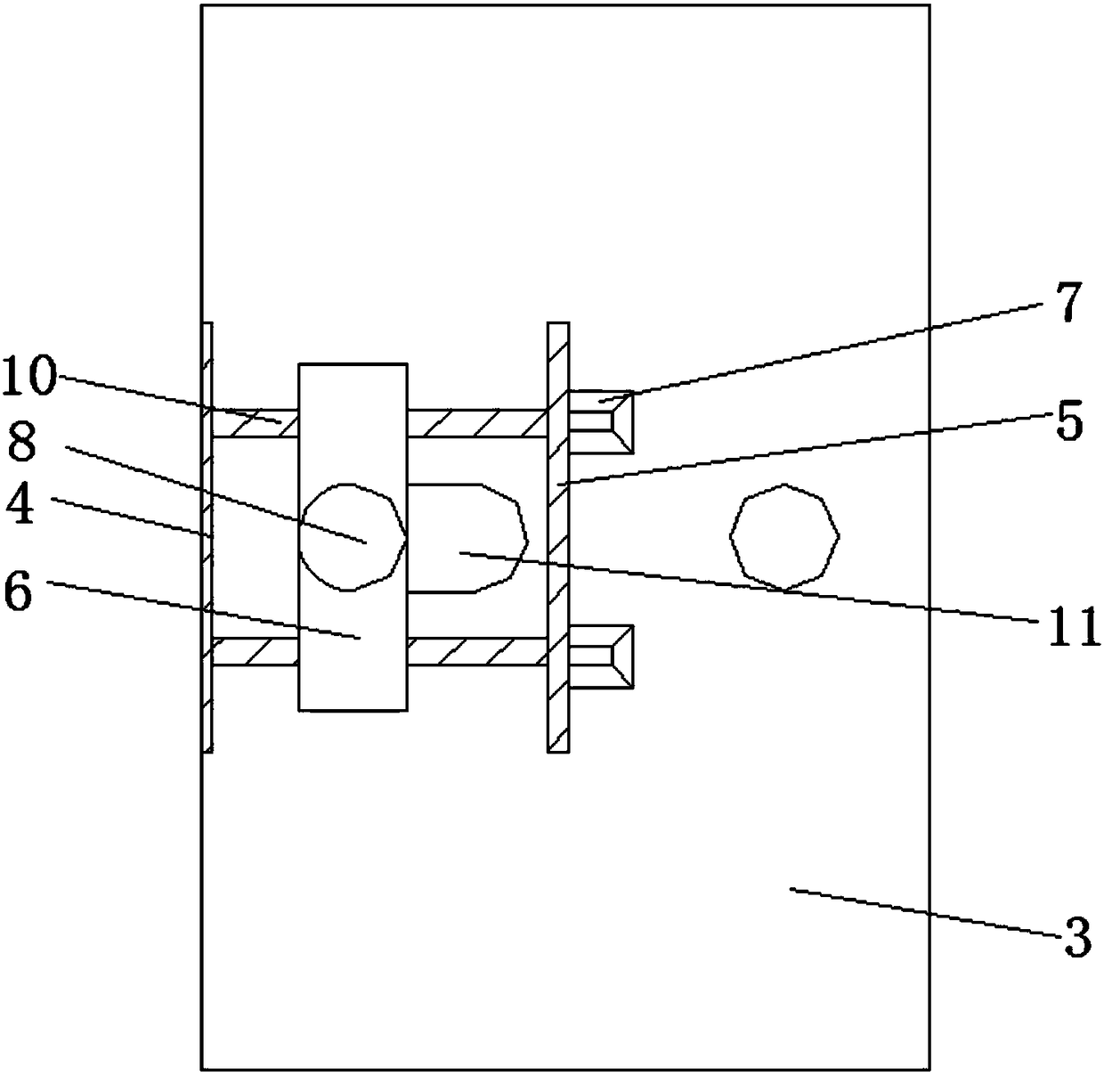 Spinning cloth cutting and pressing device