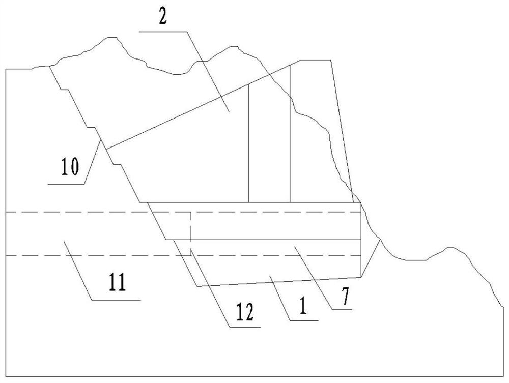 Suspension bridge gravity type anchorage and tunnel combined structure and co-construction method thereof