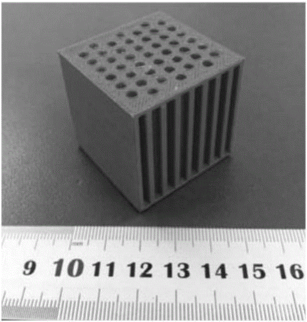 Method for three-dimensionally printing honeycomb-type solid oxide fuel cell with three-dimensional channel