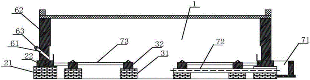 A tunnel kiln with a sand-sealed structure