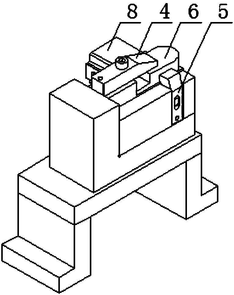 Clamping installing device suitable for being used during double-tool machining of key block