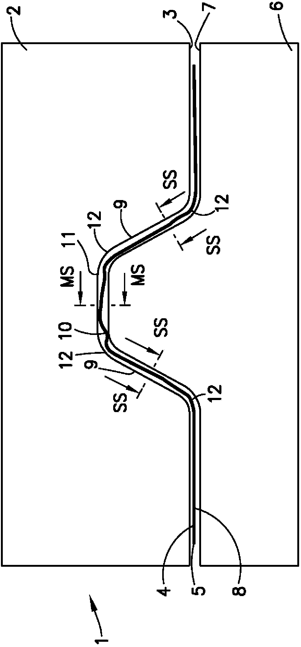 Staggered bevel for continuous compression molding tooling dies