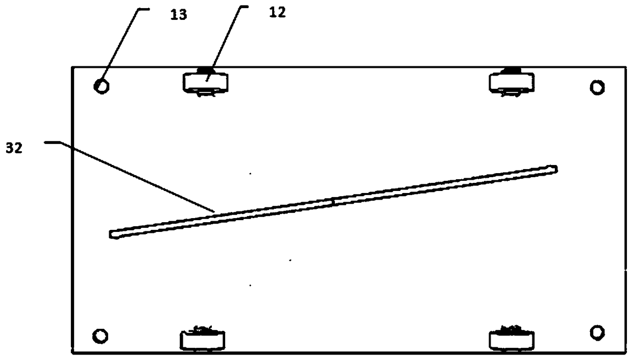 Device and method for testing ice water erosion resistant performance of concrete