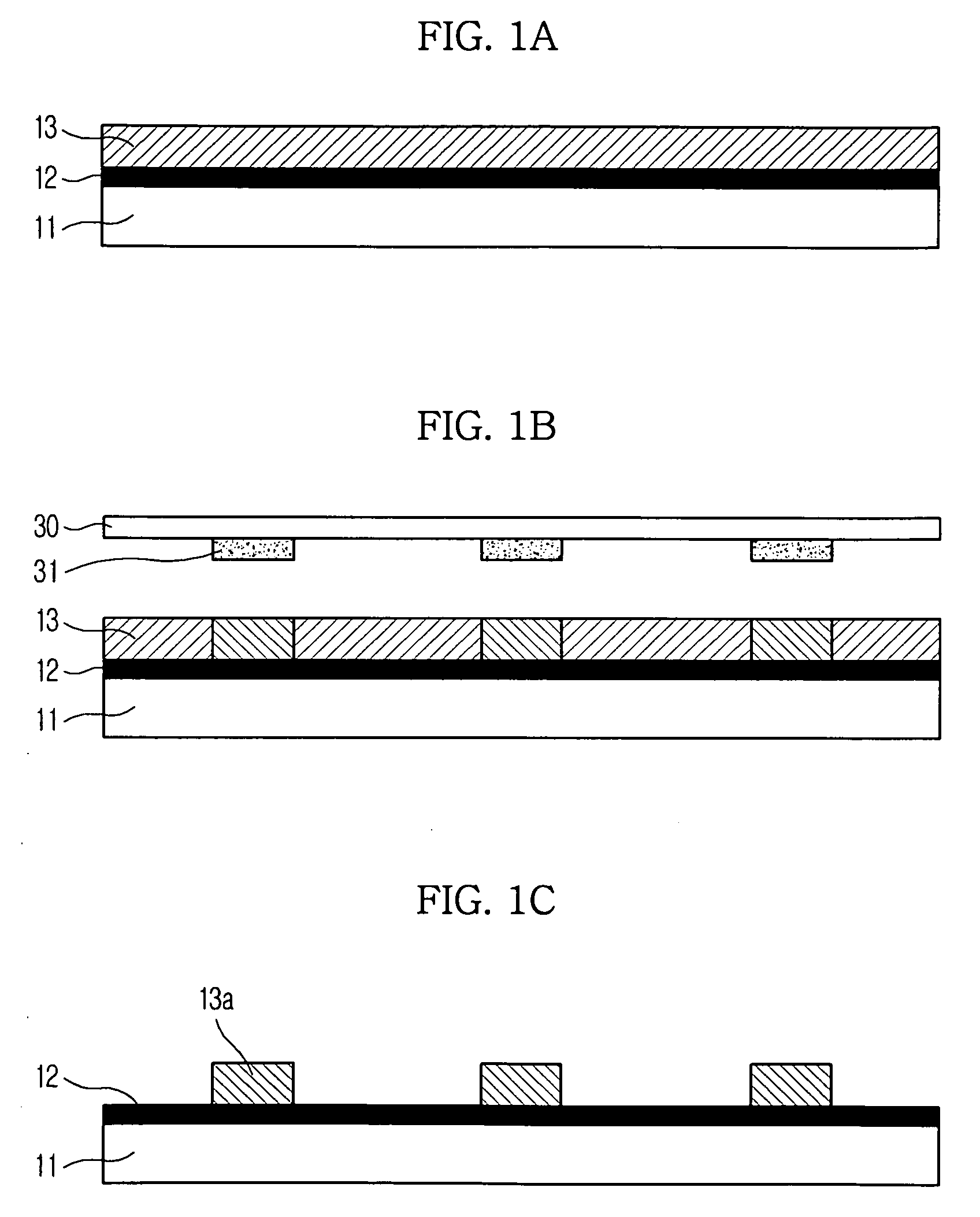 Method of forming a pattern using nano imprinting and method of manufacturing a mold to form such a pattern