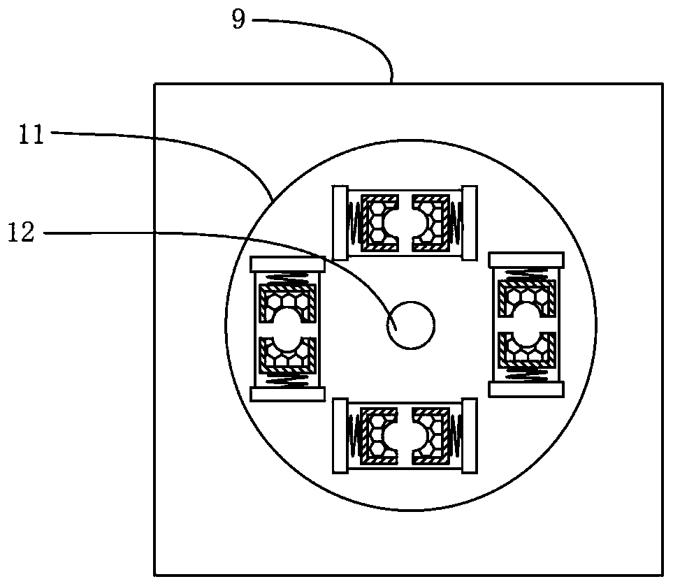 Medical scalpel cleaning device