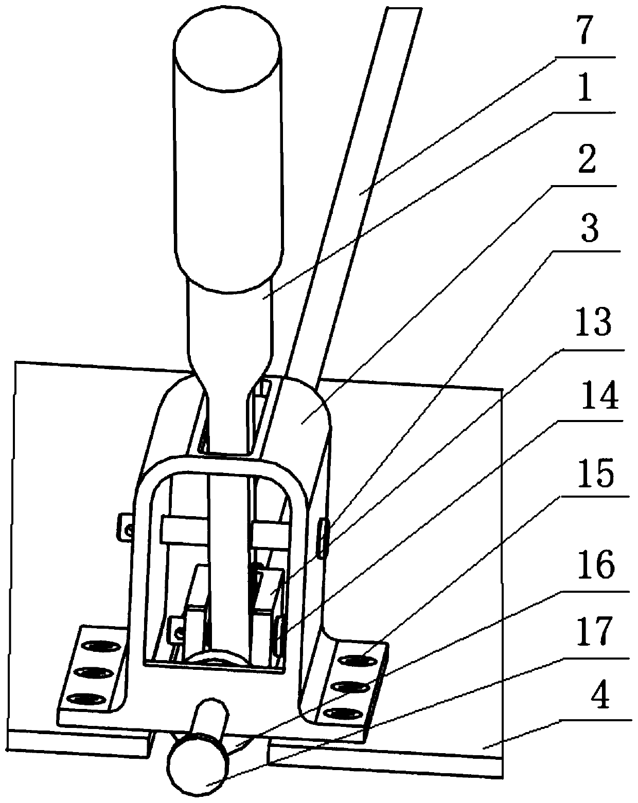 A clamping device for mine-catching and carrying mechanism used in torpedo loading and unpacking equipment