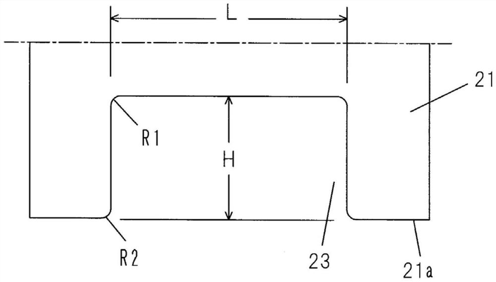 A method for removing an end piece and an apparatus for processing a substrate