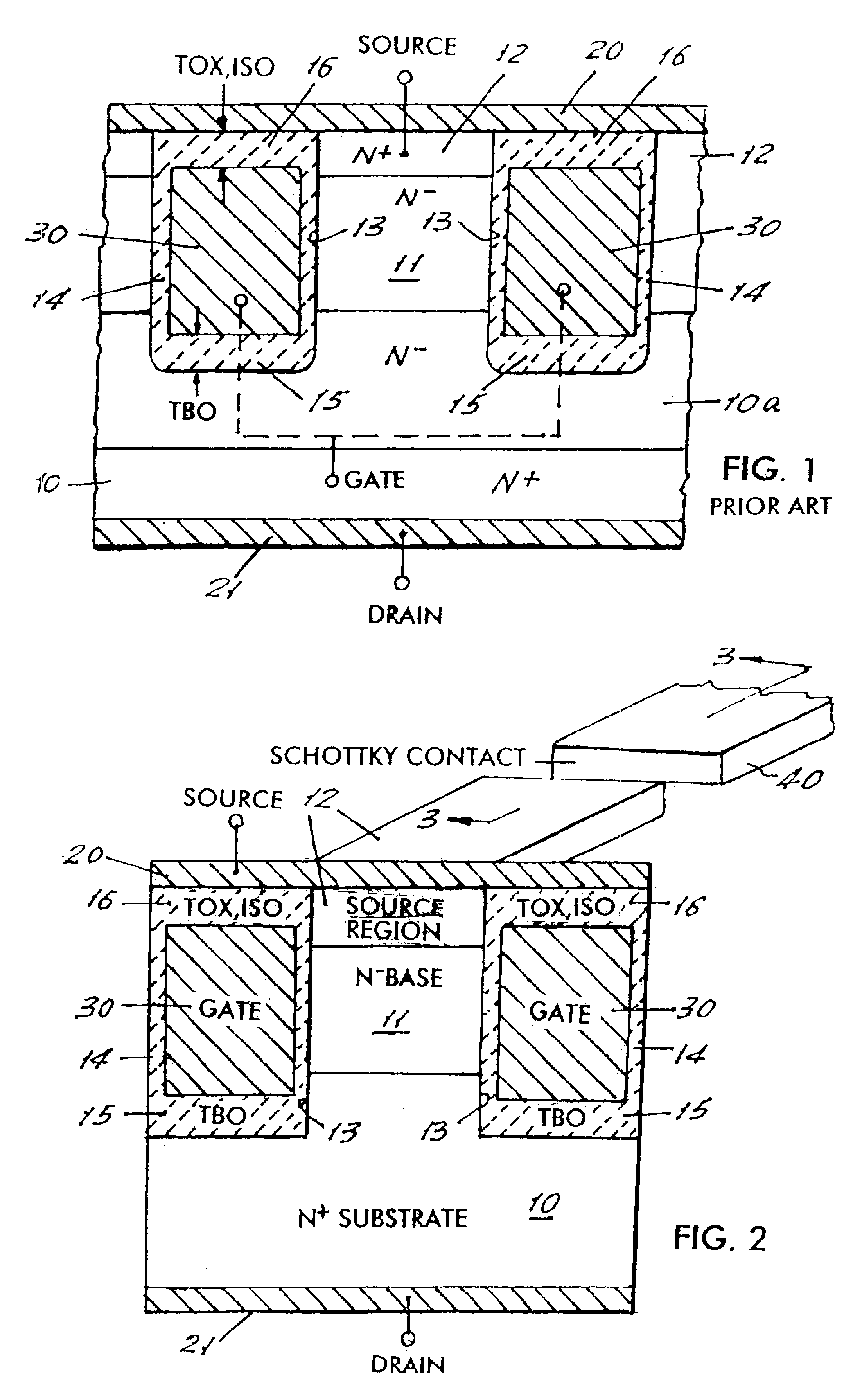 MOSgated device with accumulated channel region and Schottky contact