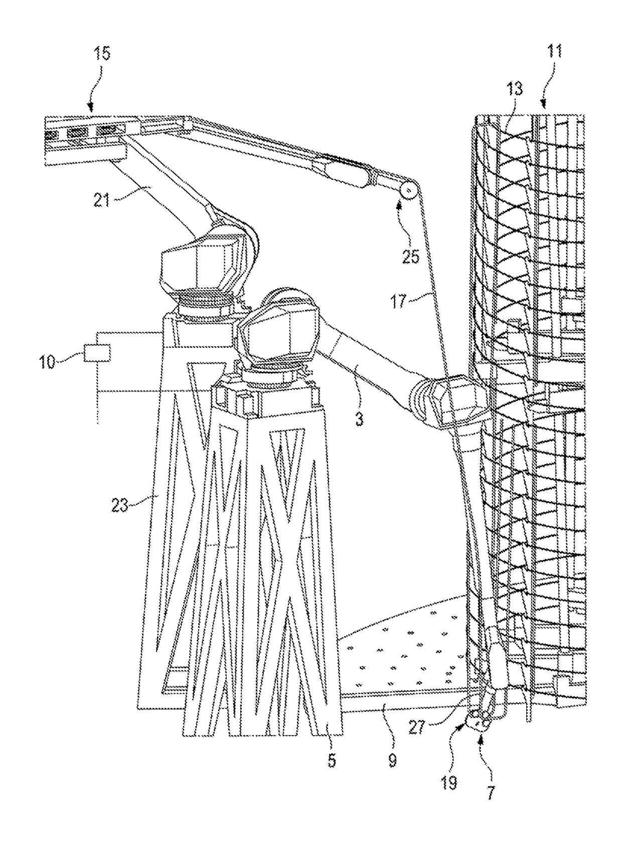 Installation for producing reinforcement cages for tower segments of wind turbines
