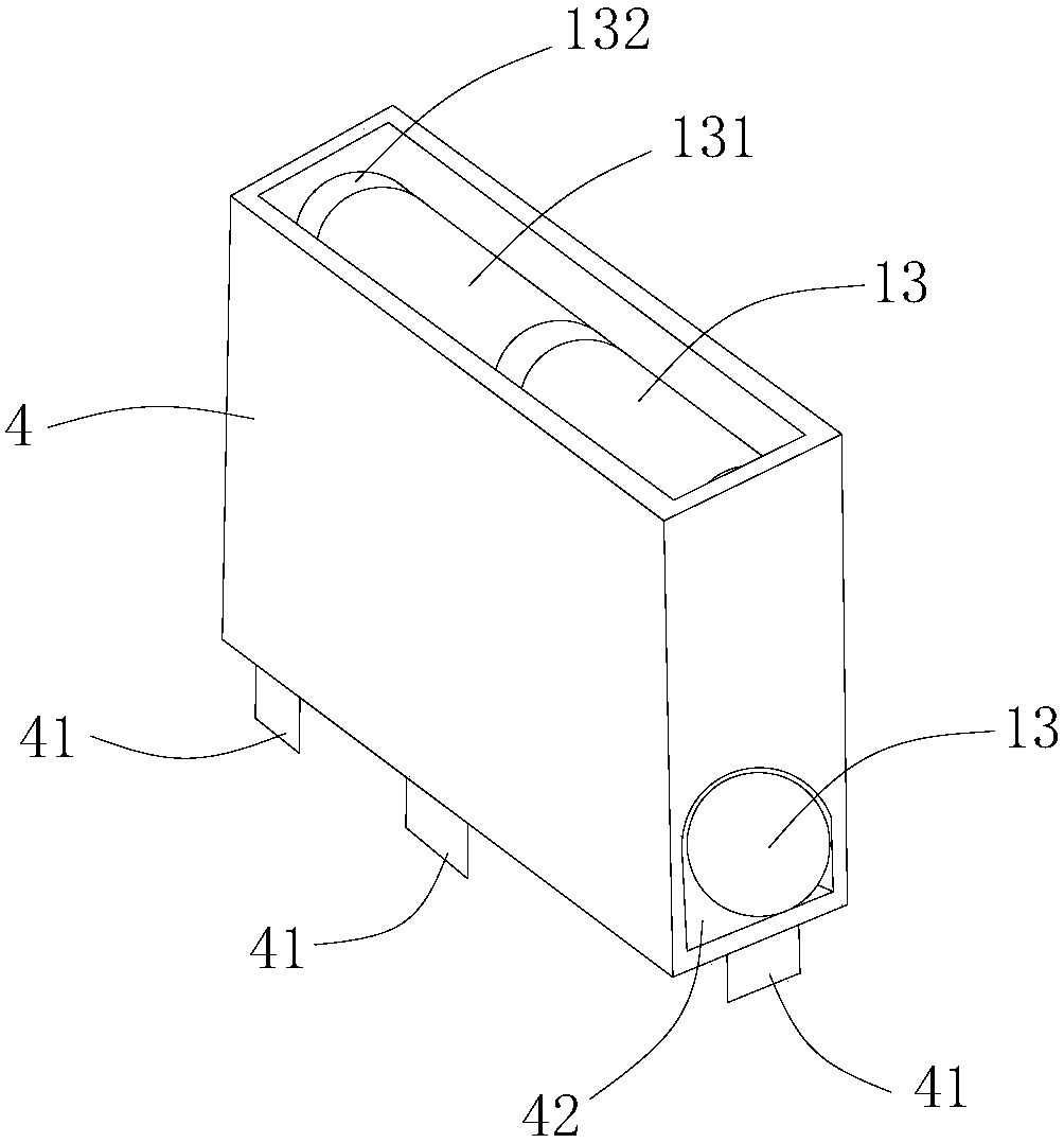 Infrared induction type full-automatic peripheral blood collection needle conveying device