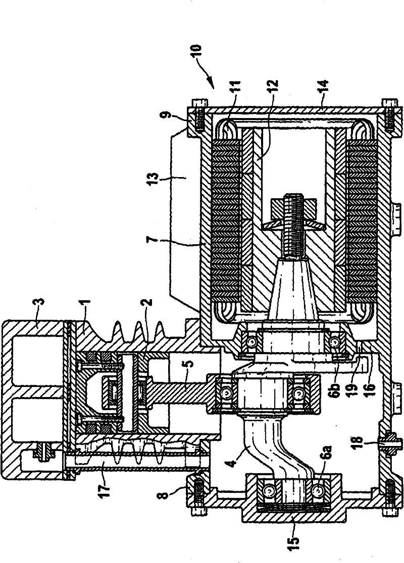 Compact dry-running piston compressor