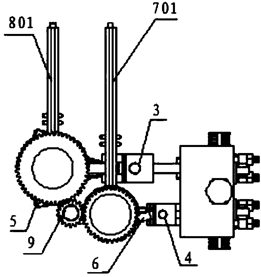 Multi-discharge-capacity reciprocating pump provided with large and small crankshafts