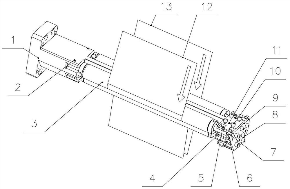 Triangular roller mechanism and winding device for separating directions of pole piece and diaphragm of lithium battery