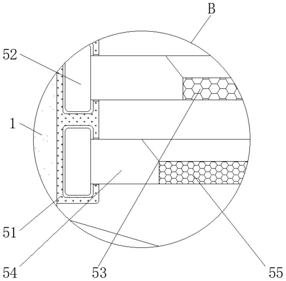 Machine for automatically sucking liquid medicine