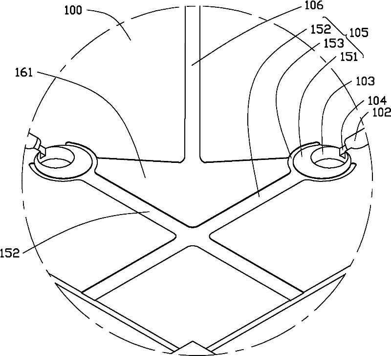 Mold and injection molding apparatus