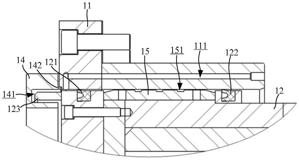 Small cutter head structure of quasi-rectangular shield and construction method of small cutter head structure