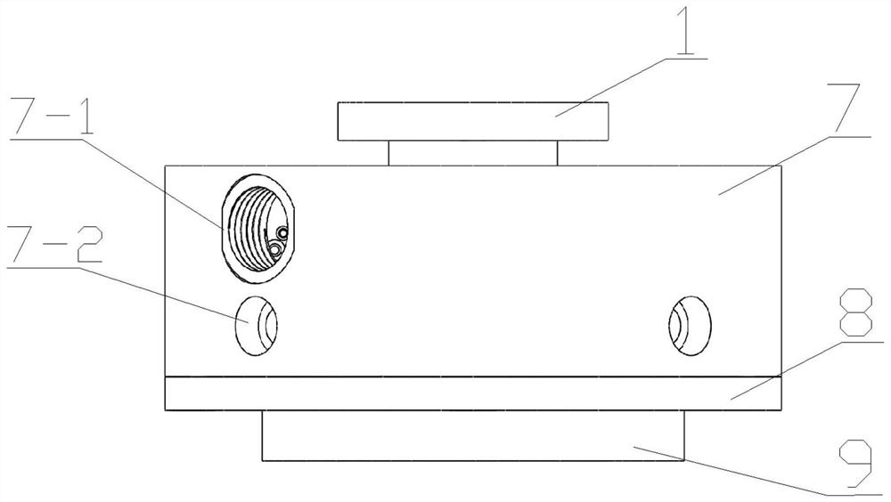 An embedded stepped sensing device and its method for measuring six-dimensional force