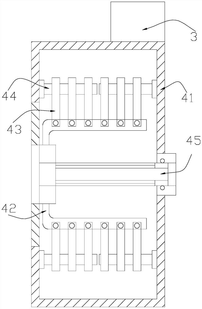 A capacitor film cleaning device using centrifugal force to prevent overlapping