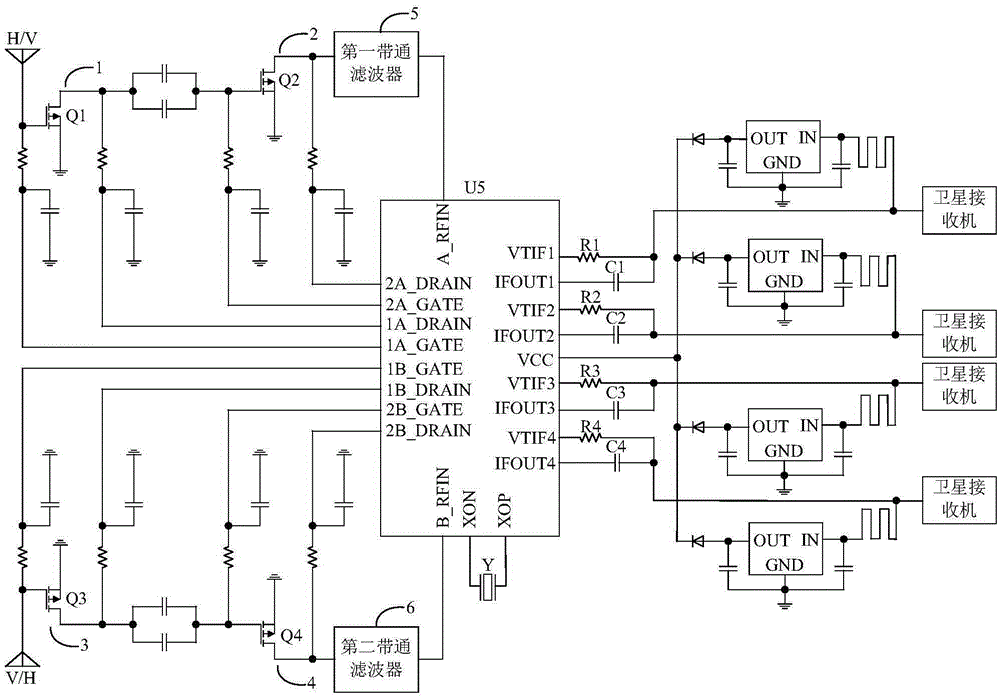 Four-output microwave frequency conversion circuit and microwave frequency converter