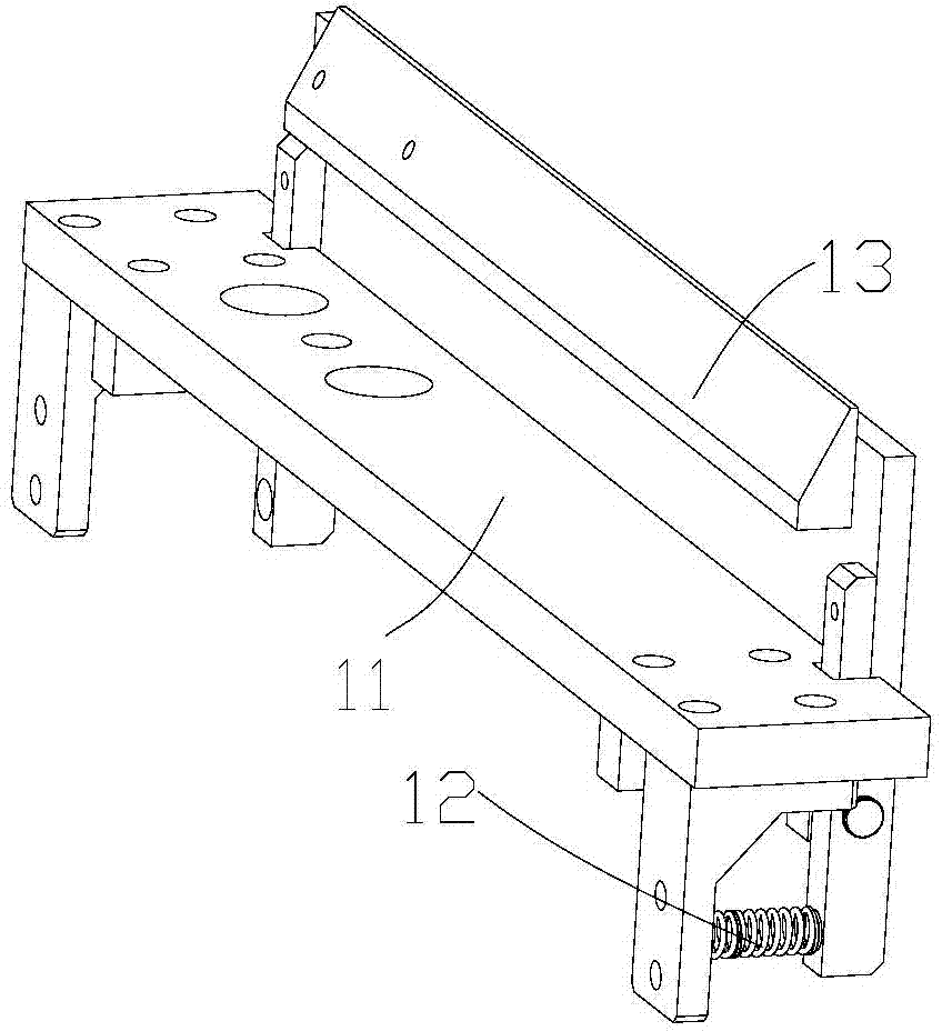 Distribution device and distribution system