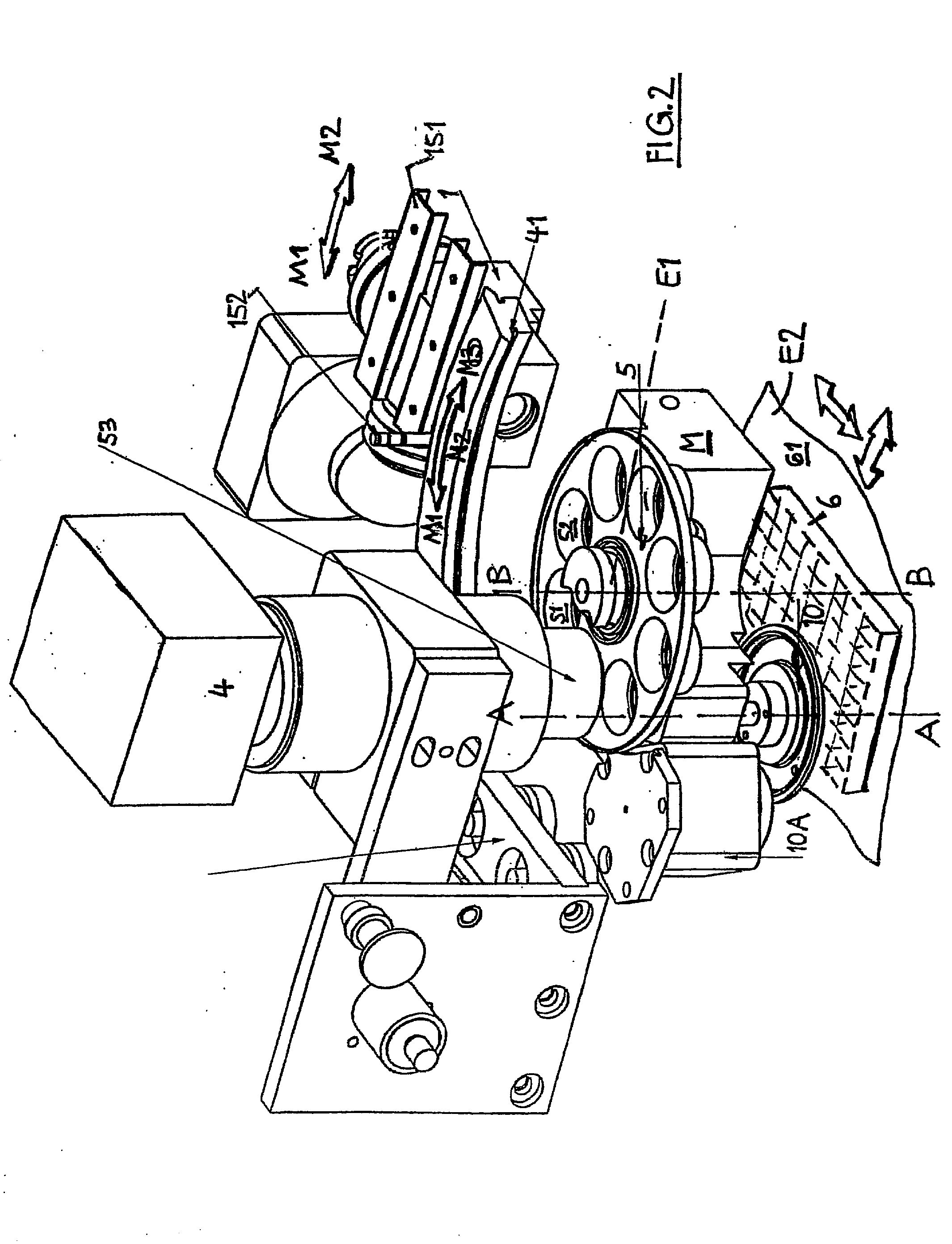 Apparatus for measuring in particular luminescent and/or fluorescent radiation