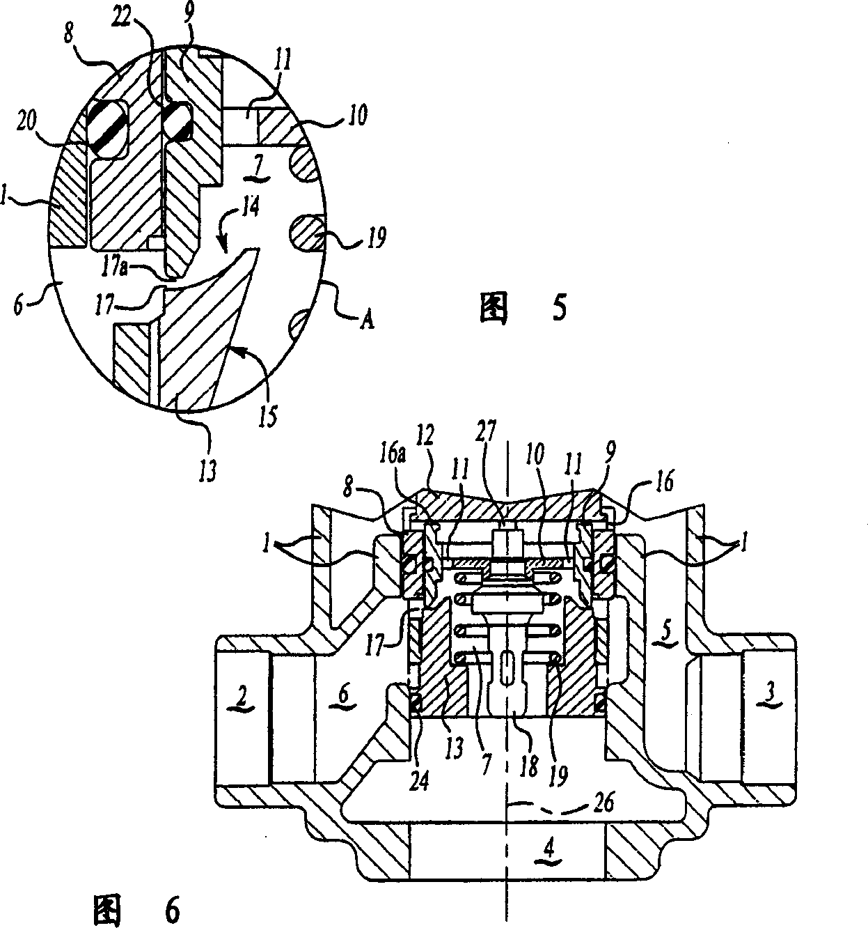 Thermostatic mixing valve with arrangement to increase mixing effect