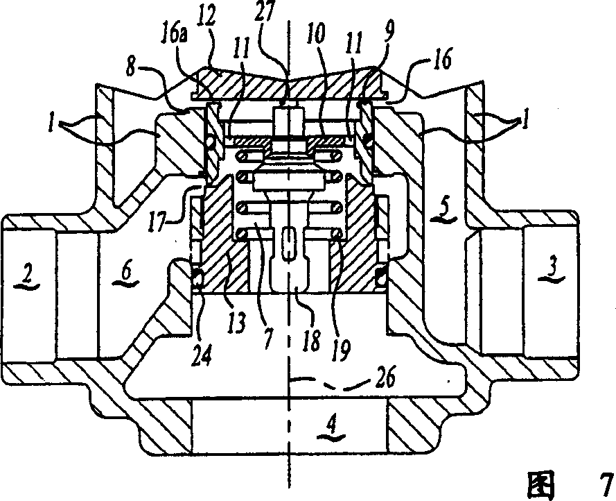 Thermostatic mixing valve with arrangement to increase mixing effect