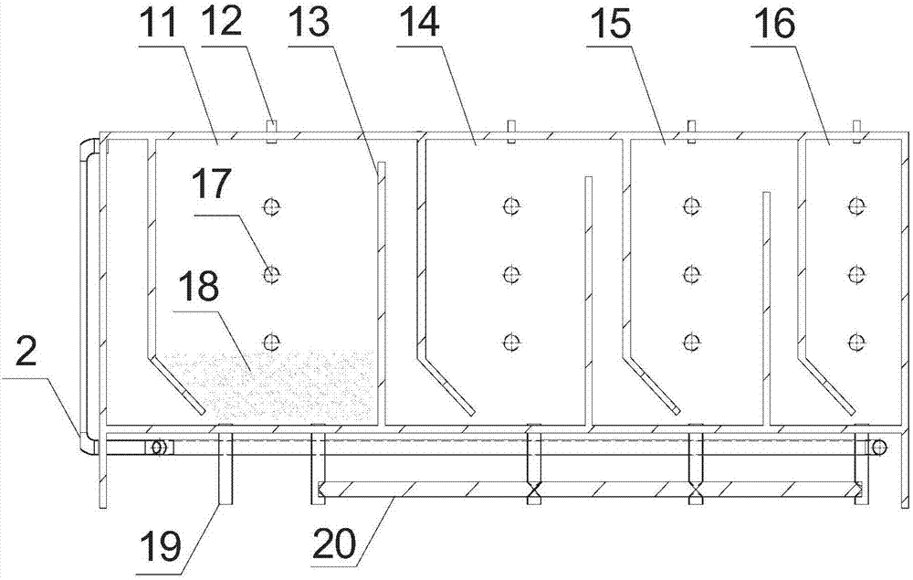 Integrated device for treating aquaculture wastewater and application of integrated device