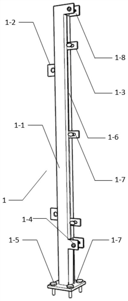 Telescopic edge protective railing suitable for different spans