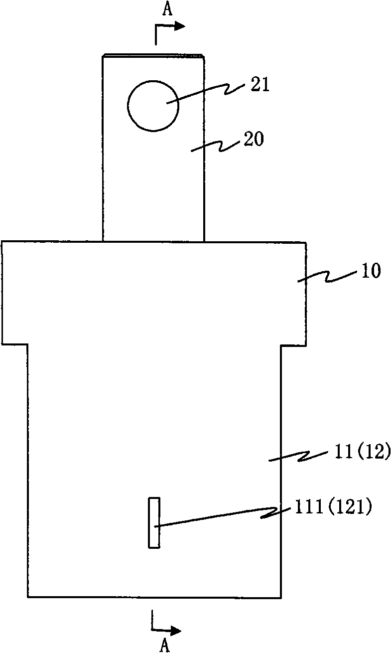 Leather needle eye tearing test fixture and test method thereof