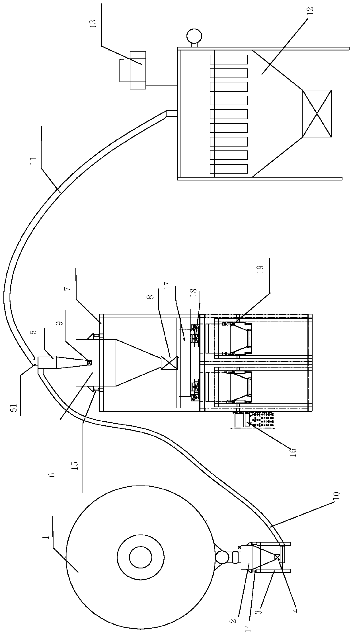 Intelligent feeding device of active carbon packaging machine and feeding method thereof