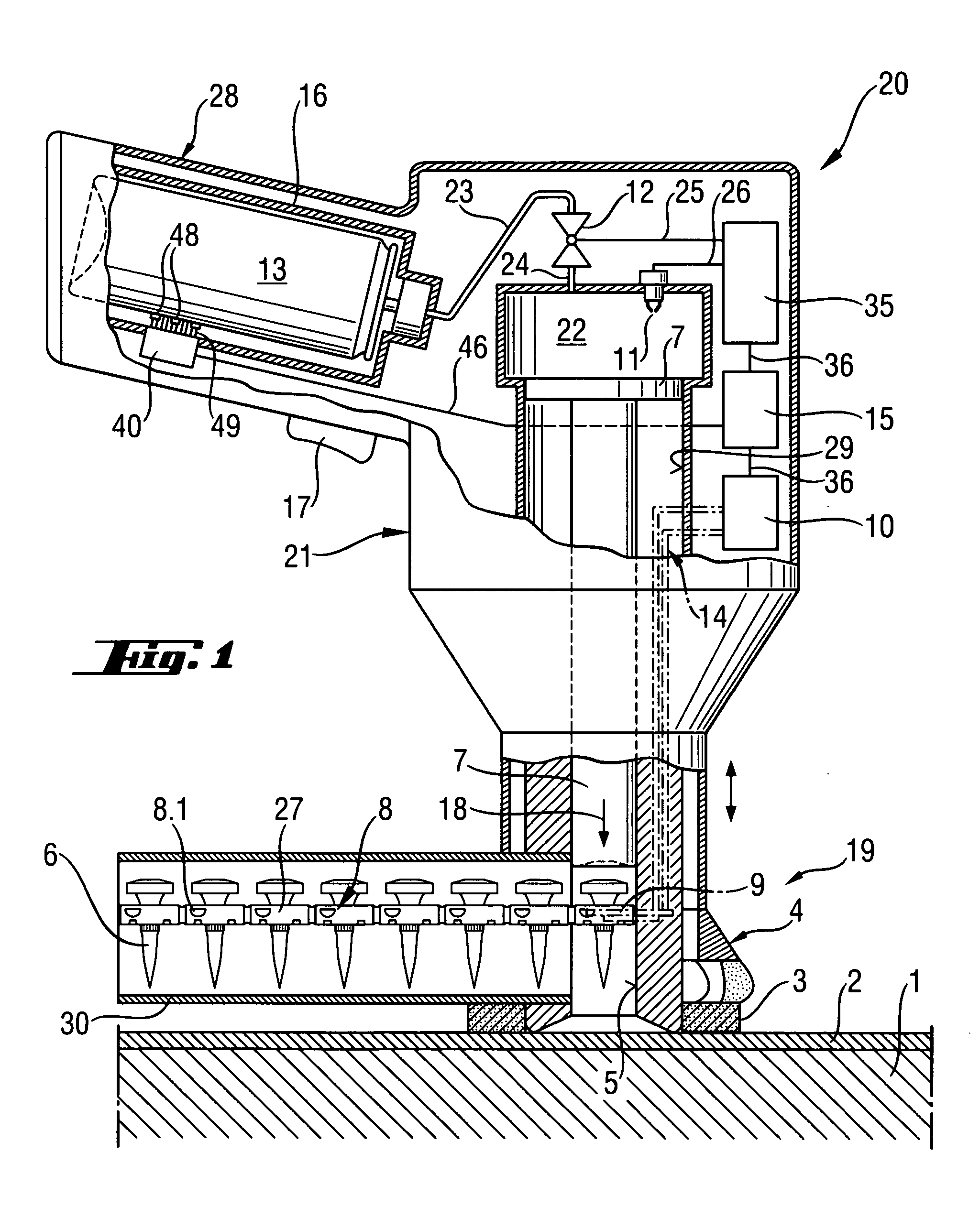 Setting tool with magazine with fastening elements and propellant holder for the setting tool