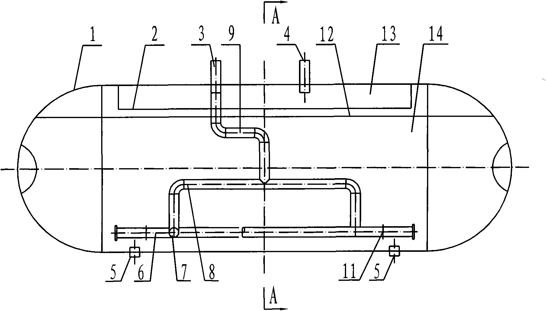 Low-water-level horizontal steam distributing pipe bottom-heating steam-jetting heat storage device