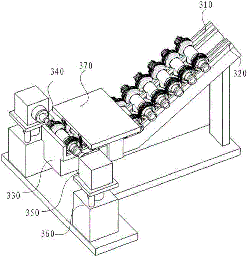 Assembling device and method for tee pipes