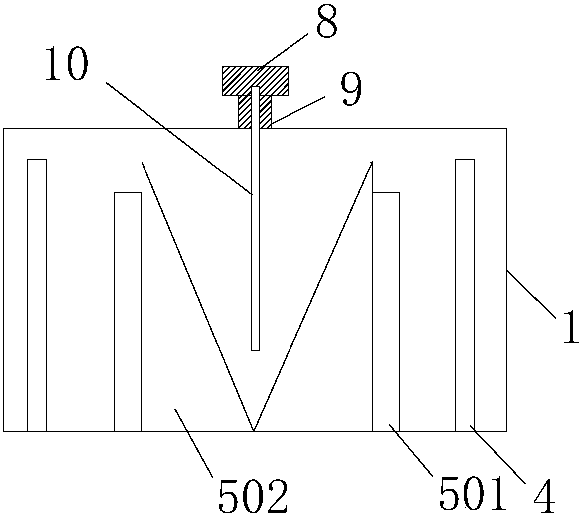 PCB electroplating device and using method