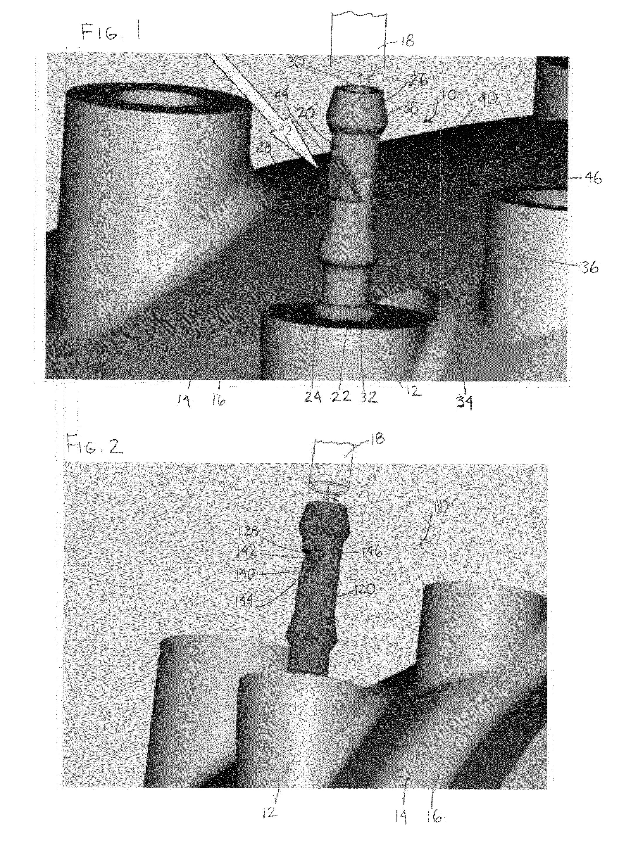 Fitting with audible misassembly indicator