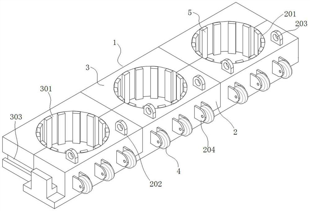 Adjustable multi-pipe transport device for building construction