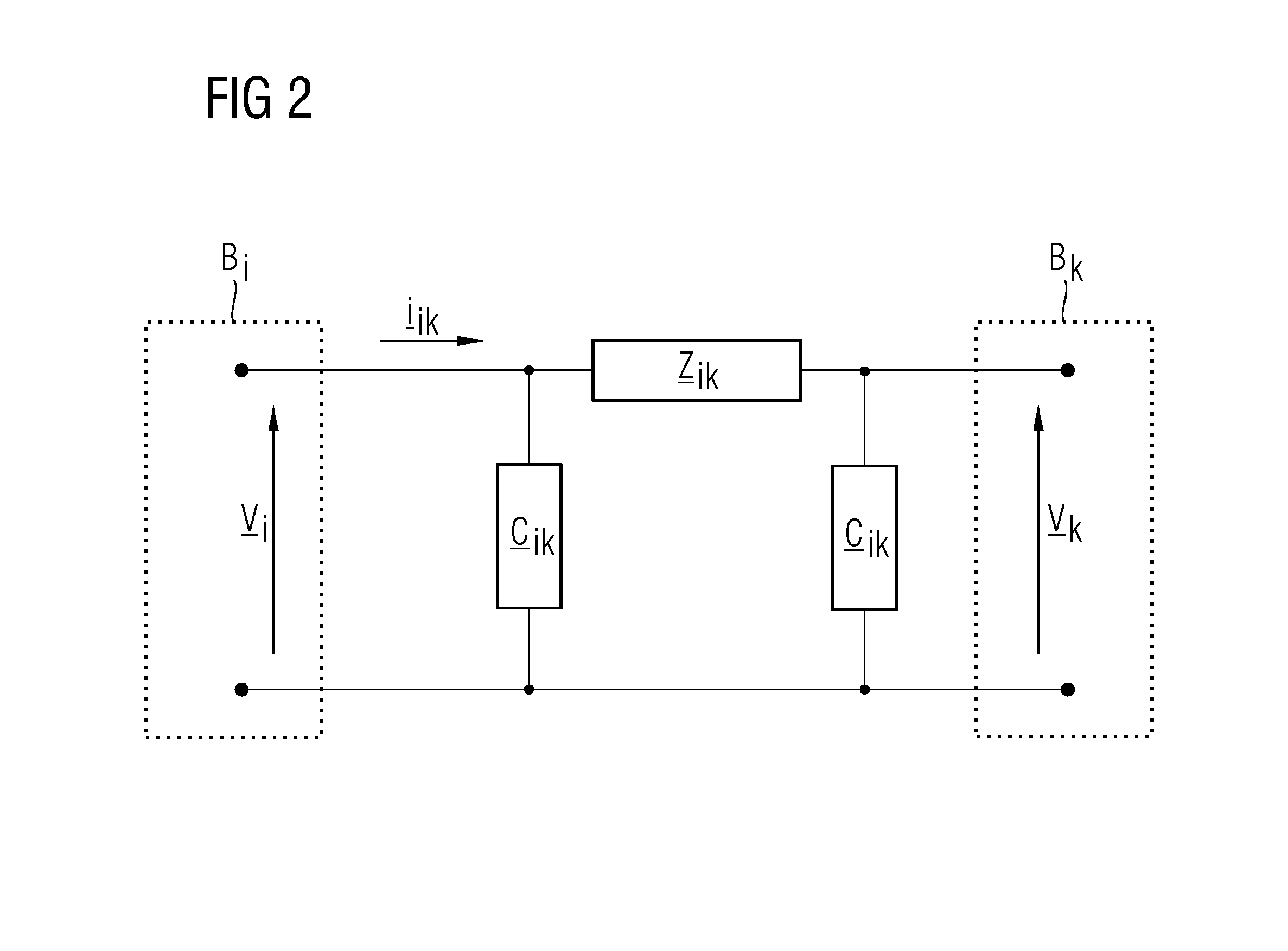 Method, controller, and computer program product for controlling a voltage in a power grid