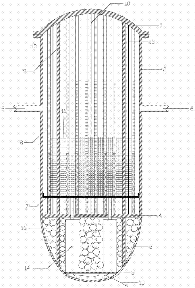 Reverse pushing type reactor pressure vessel and reactor internals thereof