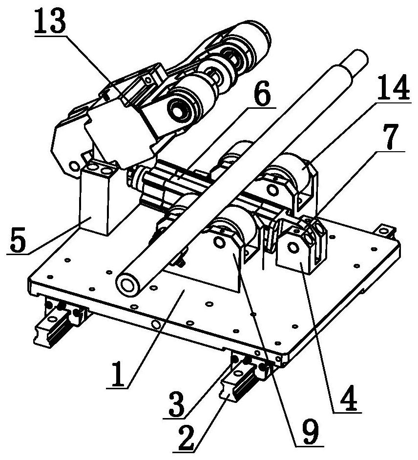 A device for removing dirt from the neck of an ink roller