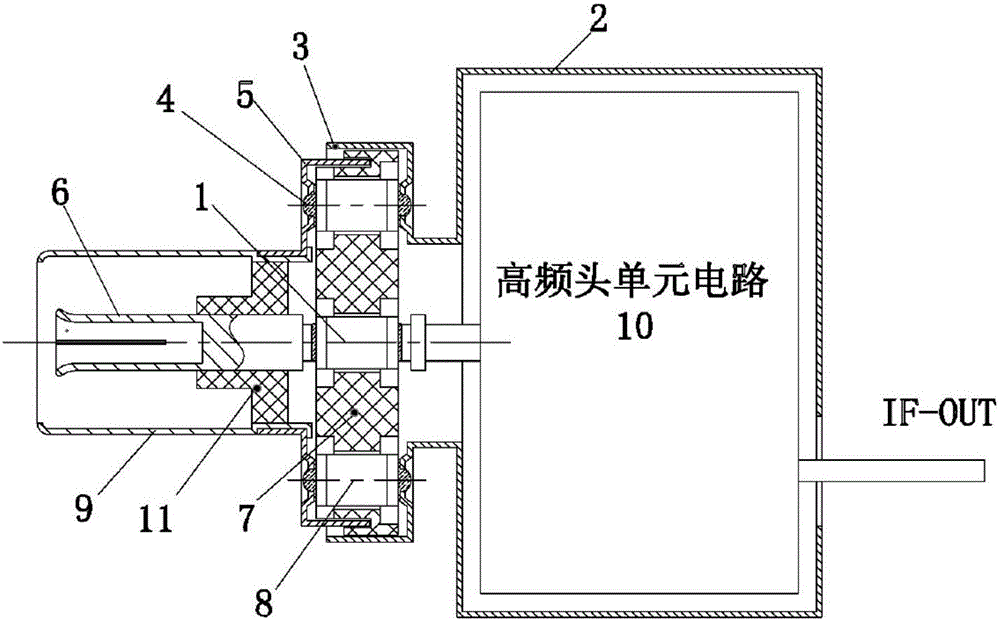 High-frequency head assembly with antenna isolator and production method thereof