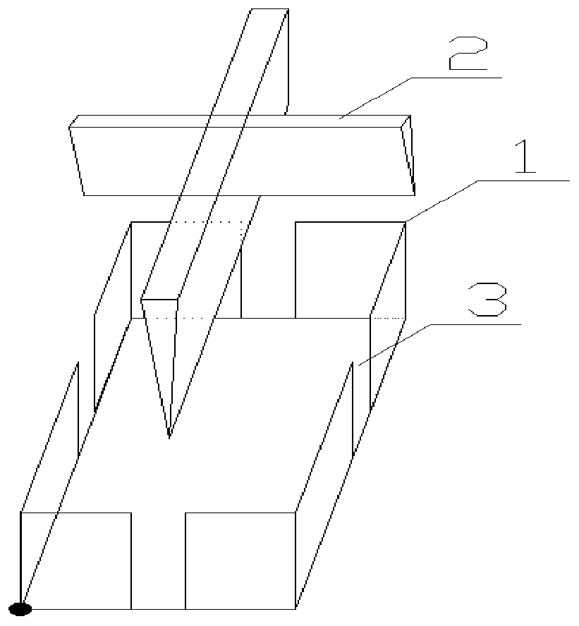 A waste circuit board recycling device