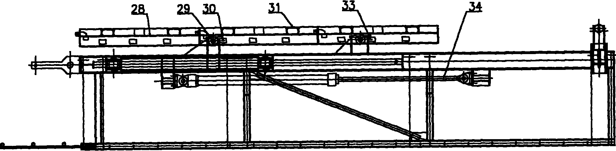 Chimney hydraulic mould lifting device